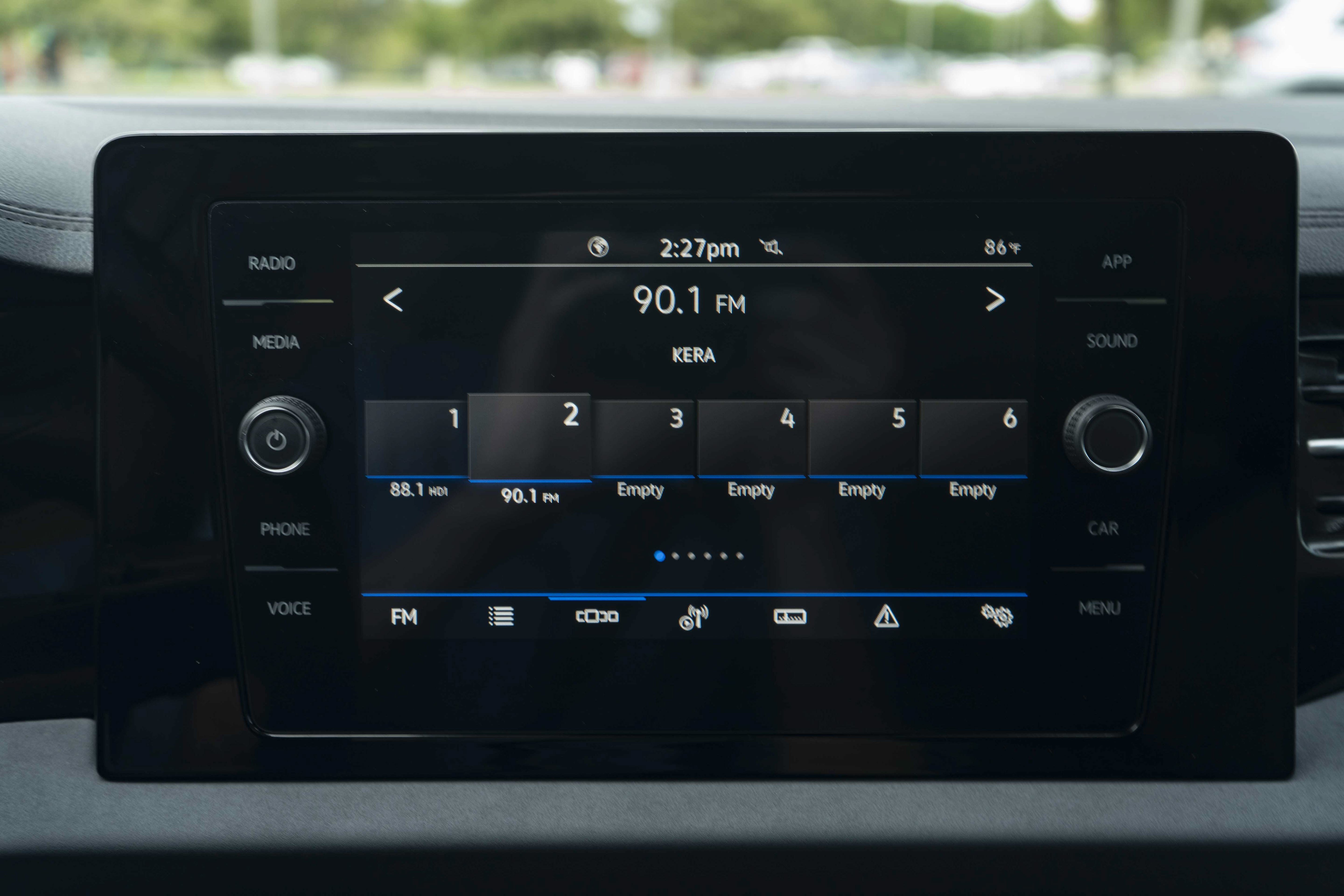 Certified 2026 Volkswagen Jetta SE FWD image 29
