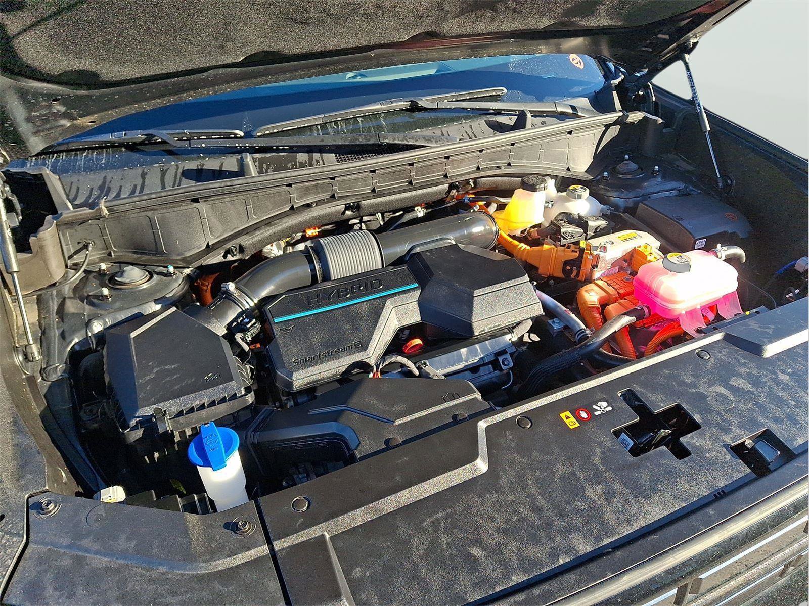 Used 2025 Hyundai Santa Fe Limited image 27