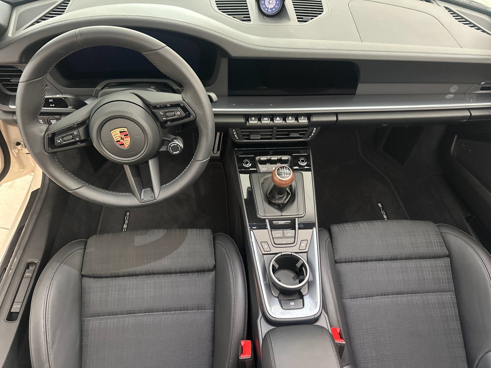 Certified 2026 Porsche 911 Carrera T RWD image 6