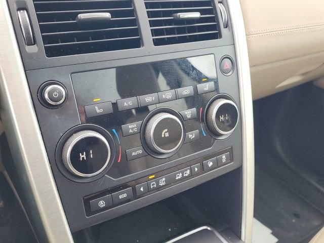 Used 2019 Land Rover Discovery Sport HSE image 22