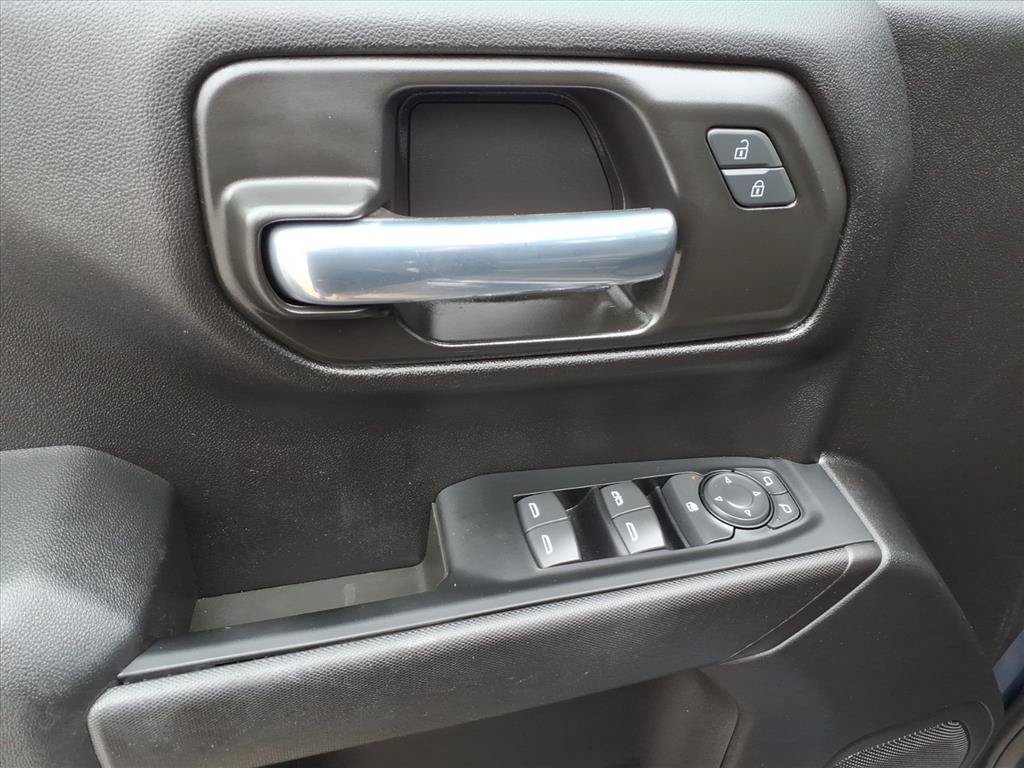 Used 2022 Chevrolet Silverado 1500 Custom AWD/4WD image 18