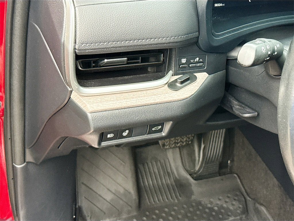 Used 2024 Toyota Grand Highlander Platinum image 11