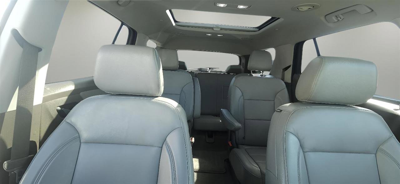 Used 2018 Chevrolet Traverse LT AWD/4WD image 37