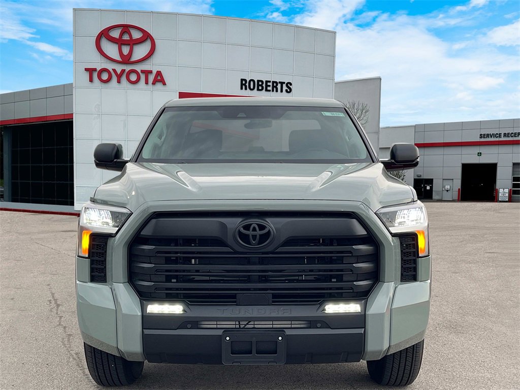New 2024 Toyota Tundra SR5 w/ SR5 Convenience Package video 2