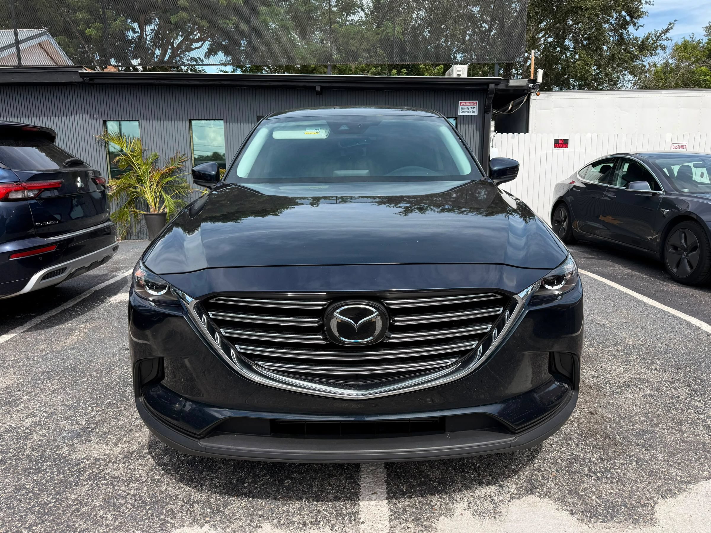 Used 2018 MAZDA CX-9 Touring FWD image 2