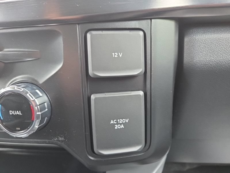 New 2026 Ford F250 Lariat w/ Black Appearance Package AWD/4WD image 47