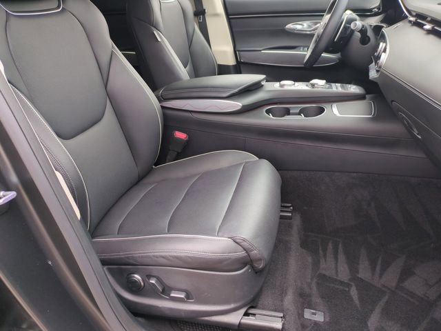 Certified 2024 Genesis GV70 2.5T w/ Advanced Package AWD/4WD image 18