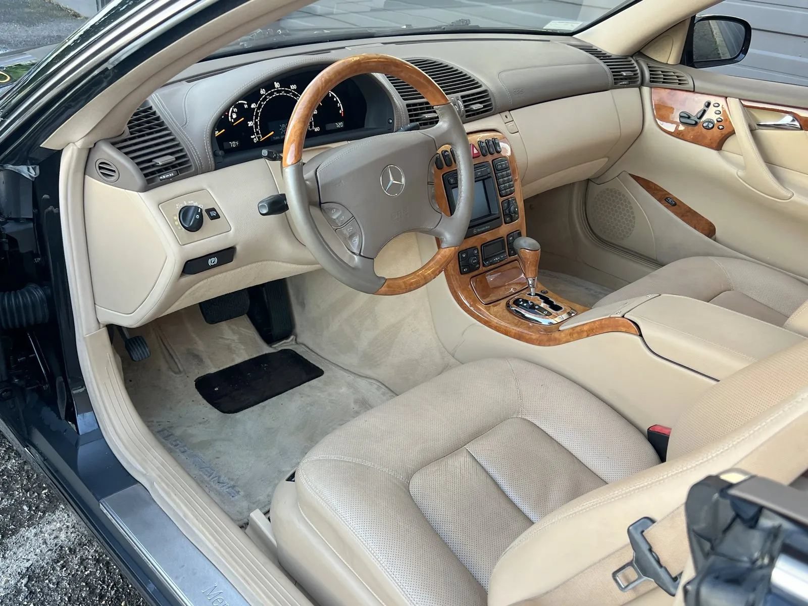Used 2001 Mercedes-Benz CL 500 image 14
