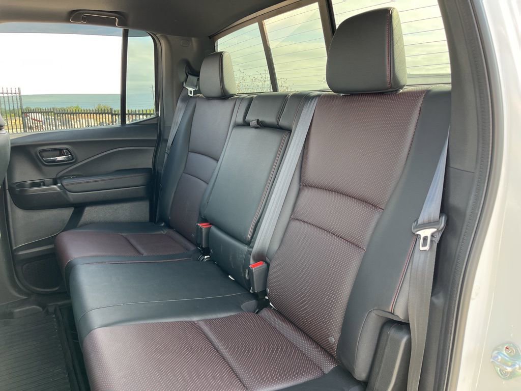 Used 2022 Honda Ridgeline Black Edition image 26