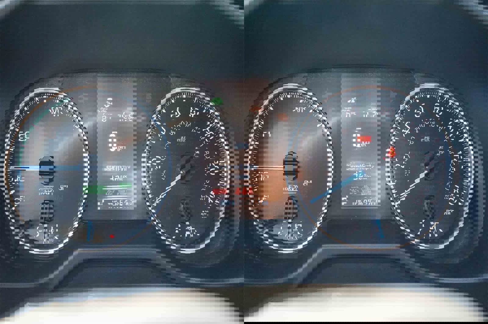 Used 2022 Toyota RAV4 XLE w/ Convenience Package image 21