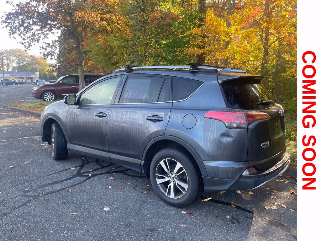 Used 2017 Toyota RAV4 XLE w/ All Weather Liner Package AWD/4WD image 7