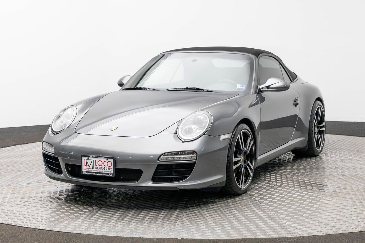 Used 2011 Porsche 911 Carrera S image 2