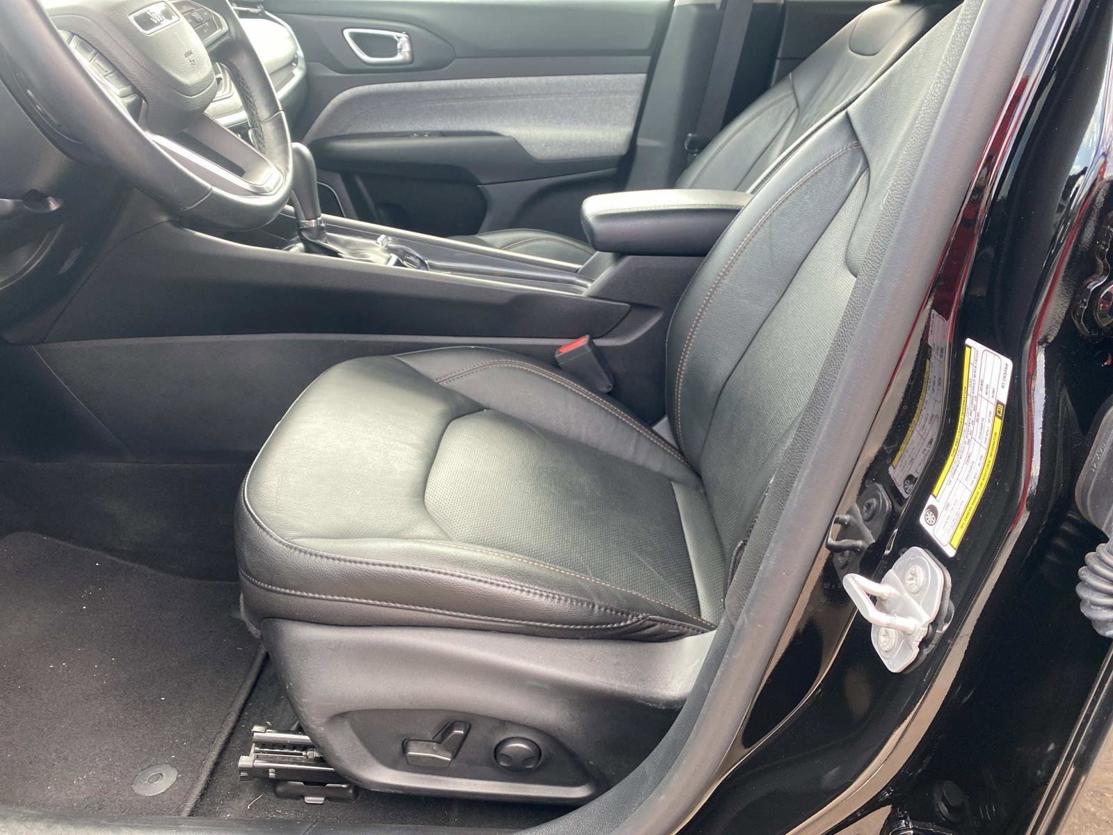 Used 2022 Jeep Compass Latitude image 23