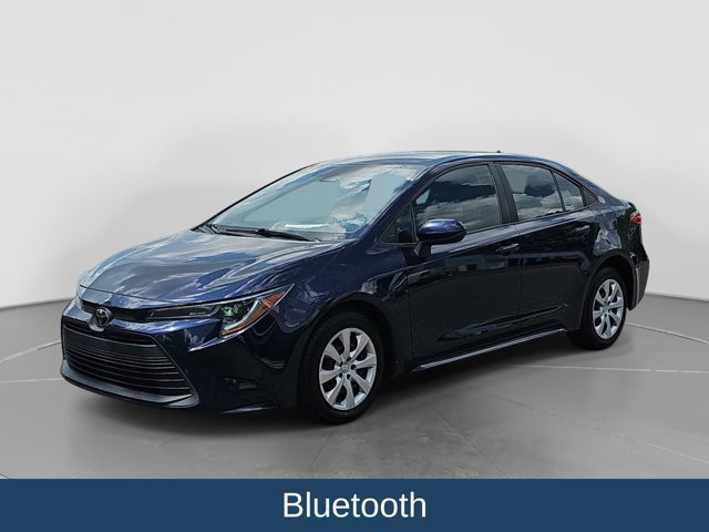 Used 2024 Toyota Corolla LE FWD image 4