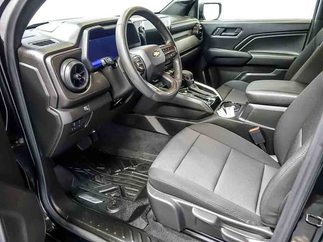 Used 2026 Chevrolet Colorado W/T w/ WT Custom Package AWD/4WD image 13
