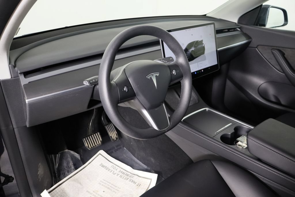 Used 2022 Tesla Model Y Performance AWD/4WD image 23