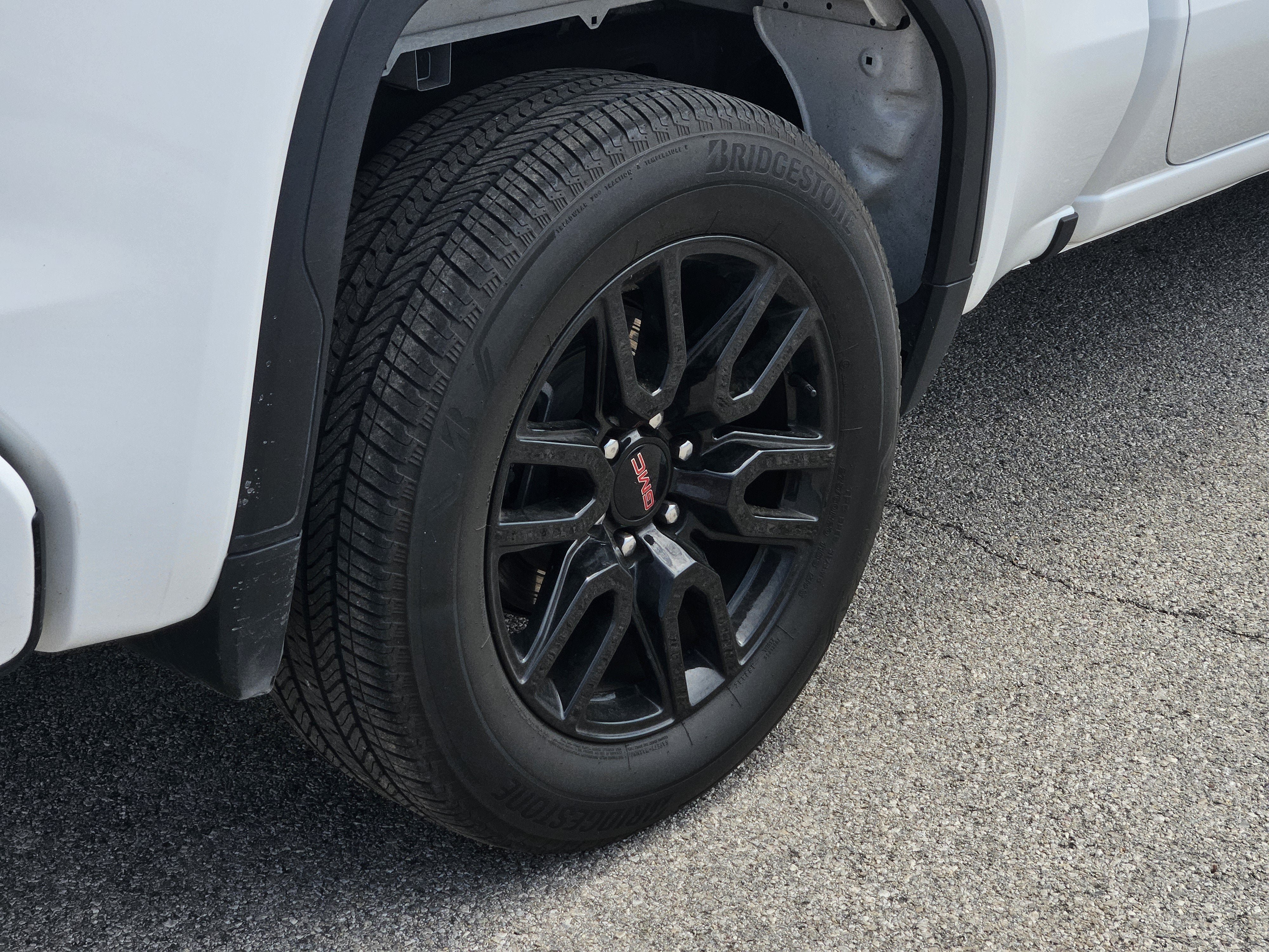 Used 2023 GMC Sierra 1500 Elevation AWD/4WD image 9