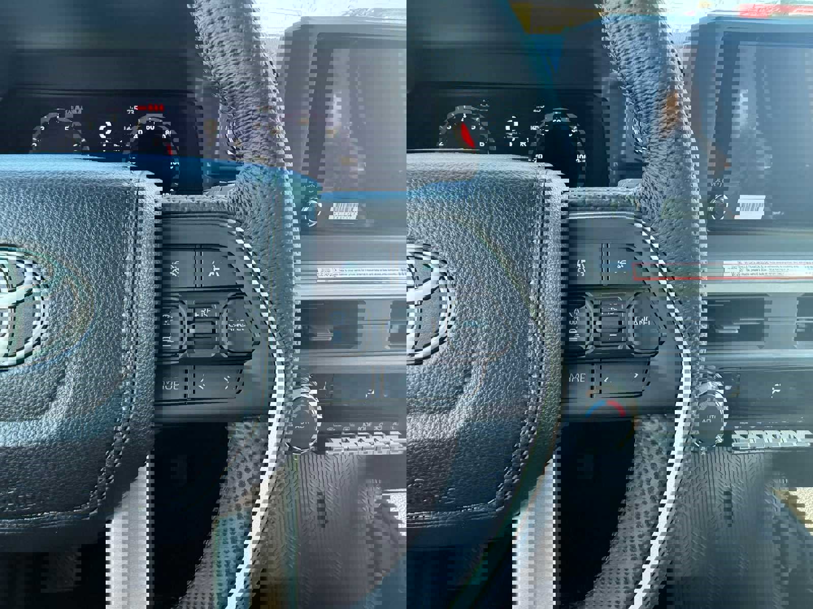 New 2025 Toyota Tacoma TRD Off-Road image 12