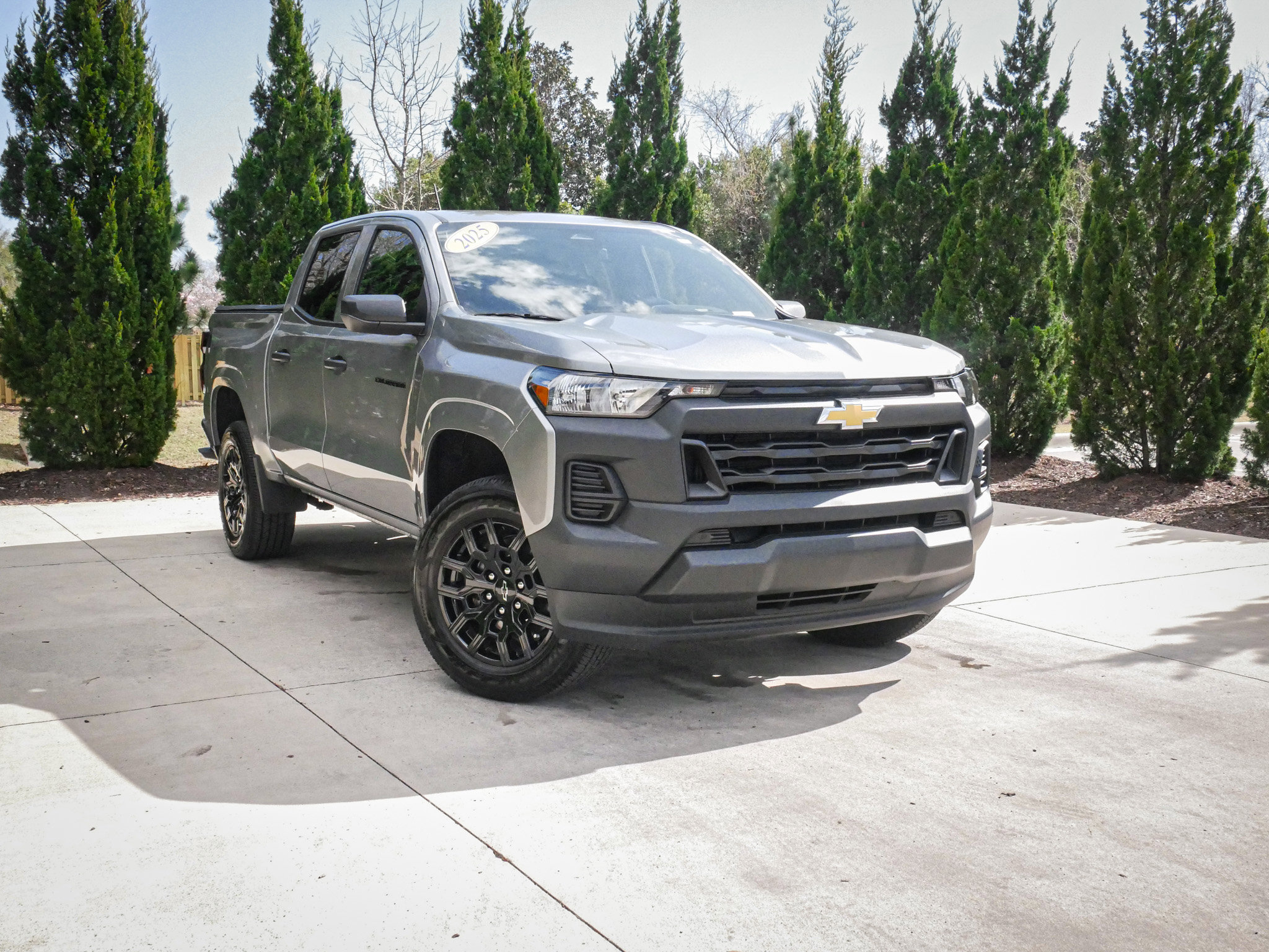 Used 2025 Chevrolet Colorado W/T w/ WT Custom Package image 2