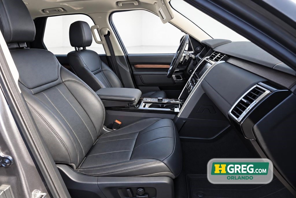Used 2018 Land Rover Discovery HSE AWD/4WD image 11