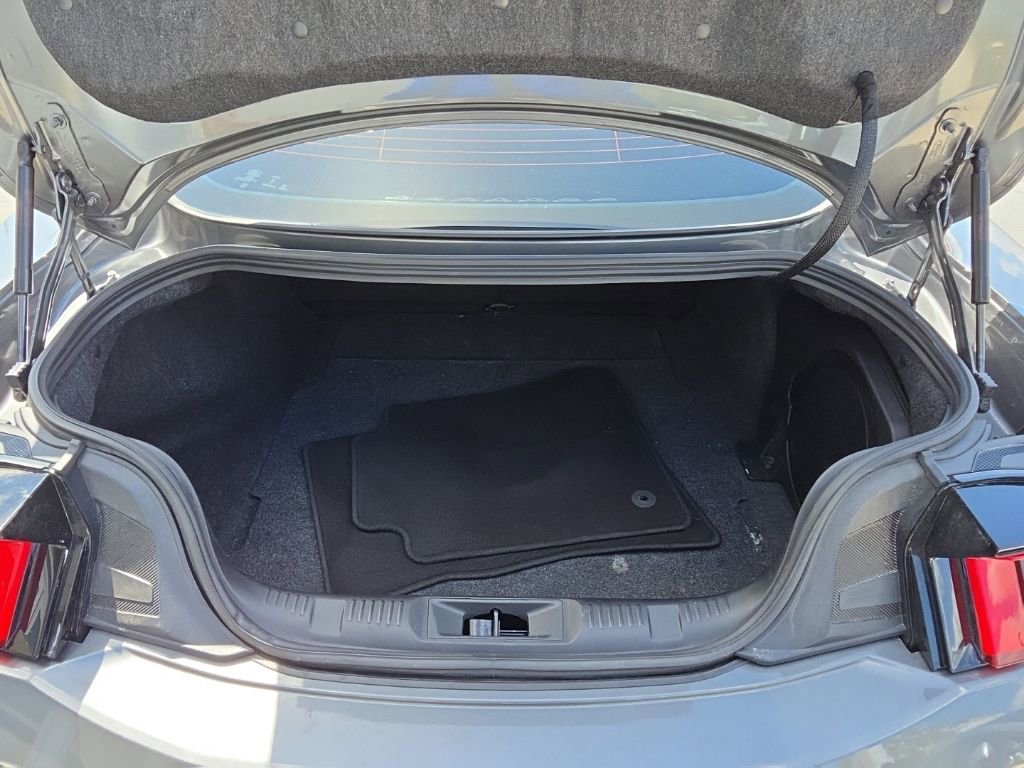 Used 2025 Ford Mustang GT Premium image 19