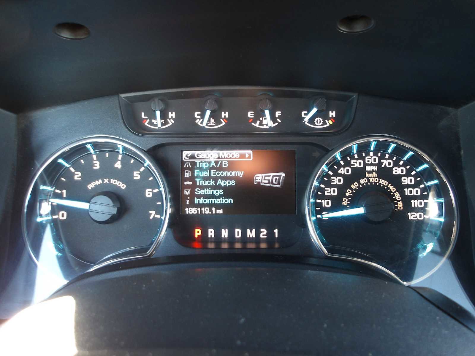 Used 2011 Ford F150 XLT w/ XLT Chrome Pkg image 30