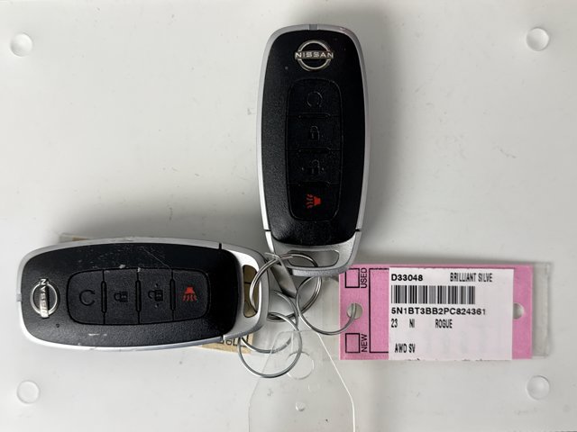 Used 2023 Nissan Rogue SV AWD/4WD image 19