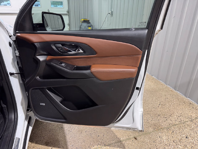 Used 2019 Chevrolet Traverse High Country w/ LPO, Floor Liner Package AWD/4WD image 25