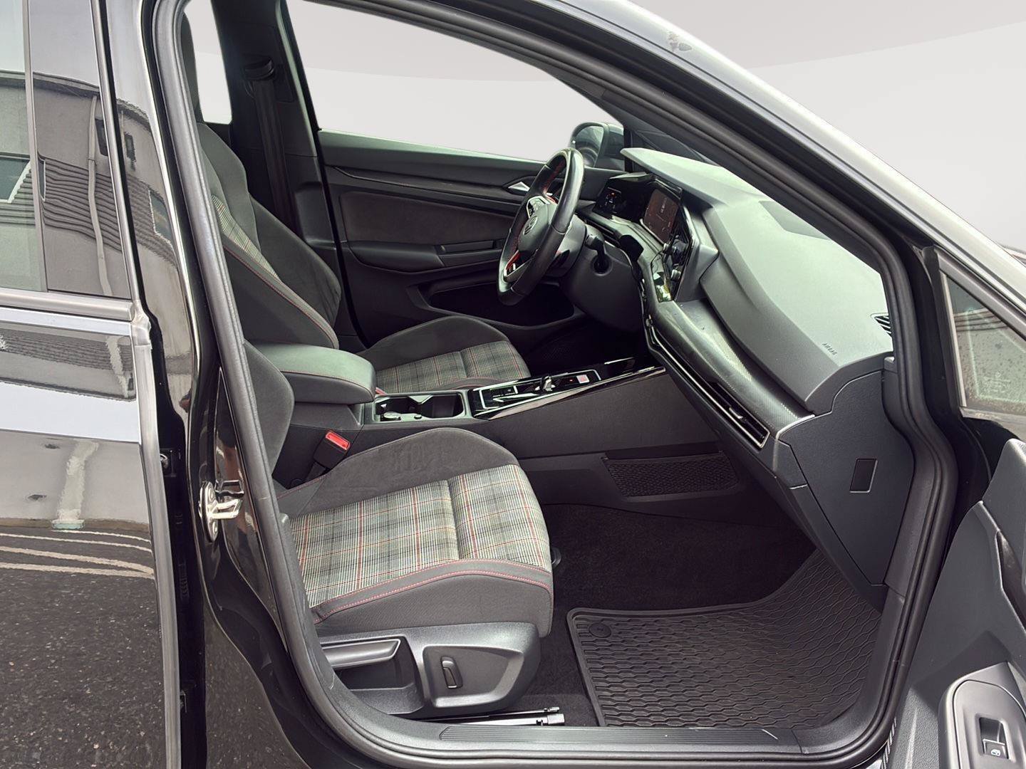 Used 2024 Volkswagen GTI S FWD image 10