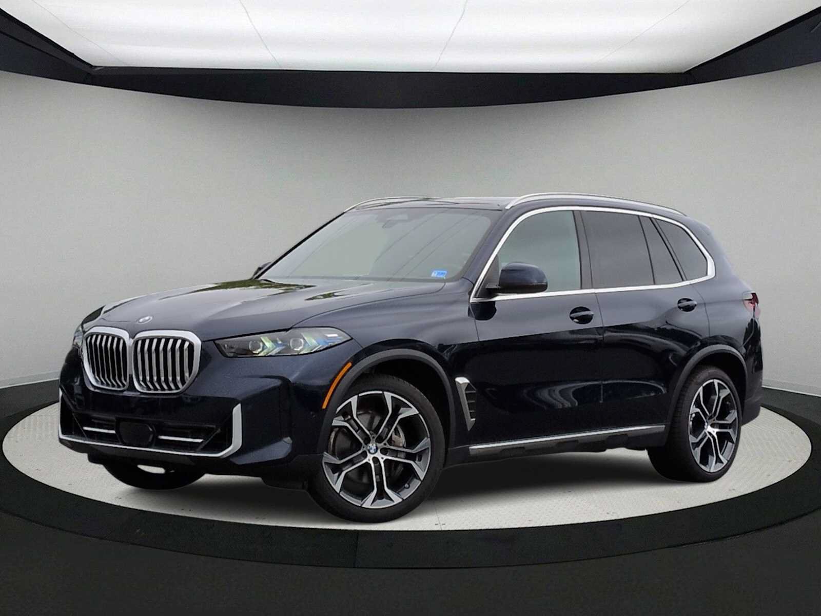 Used 2026 BMW X5 xDrive40i w/ Premium Package