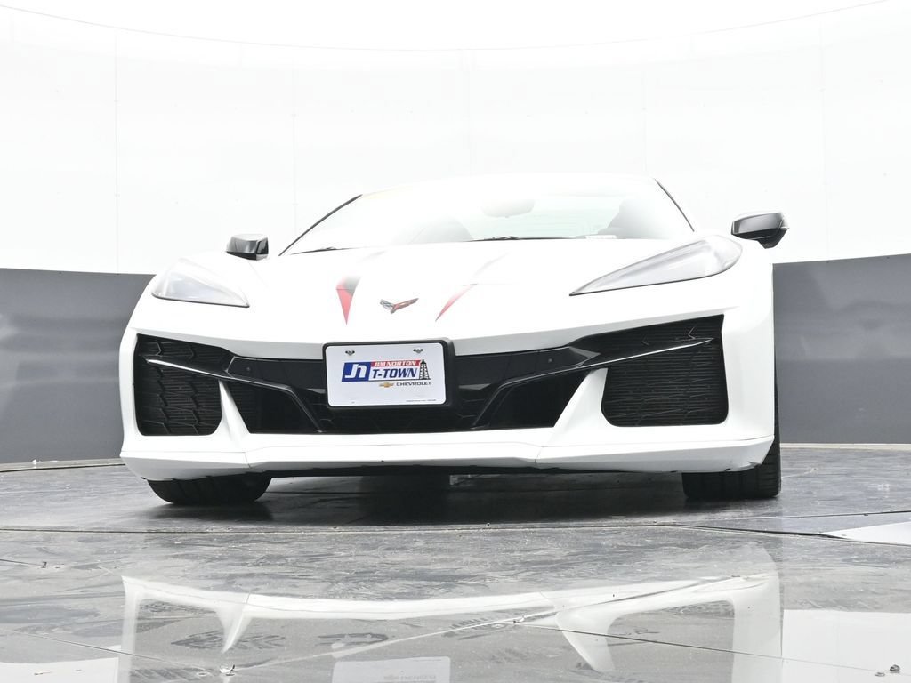 Used 2024 Chevrolet Corvette Z06 RWD image 44