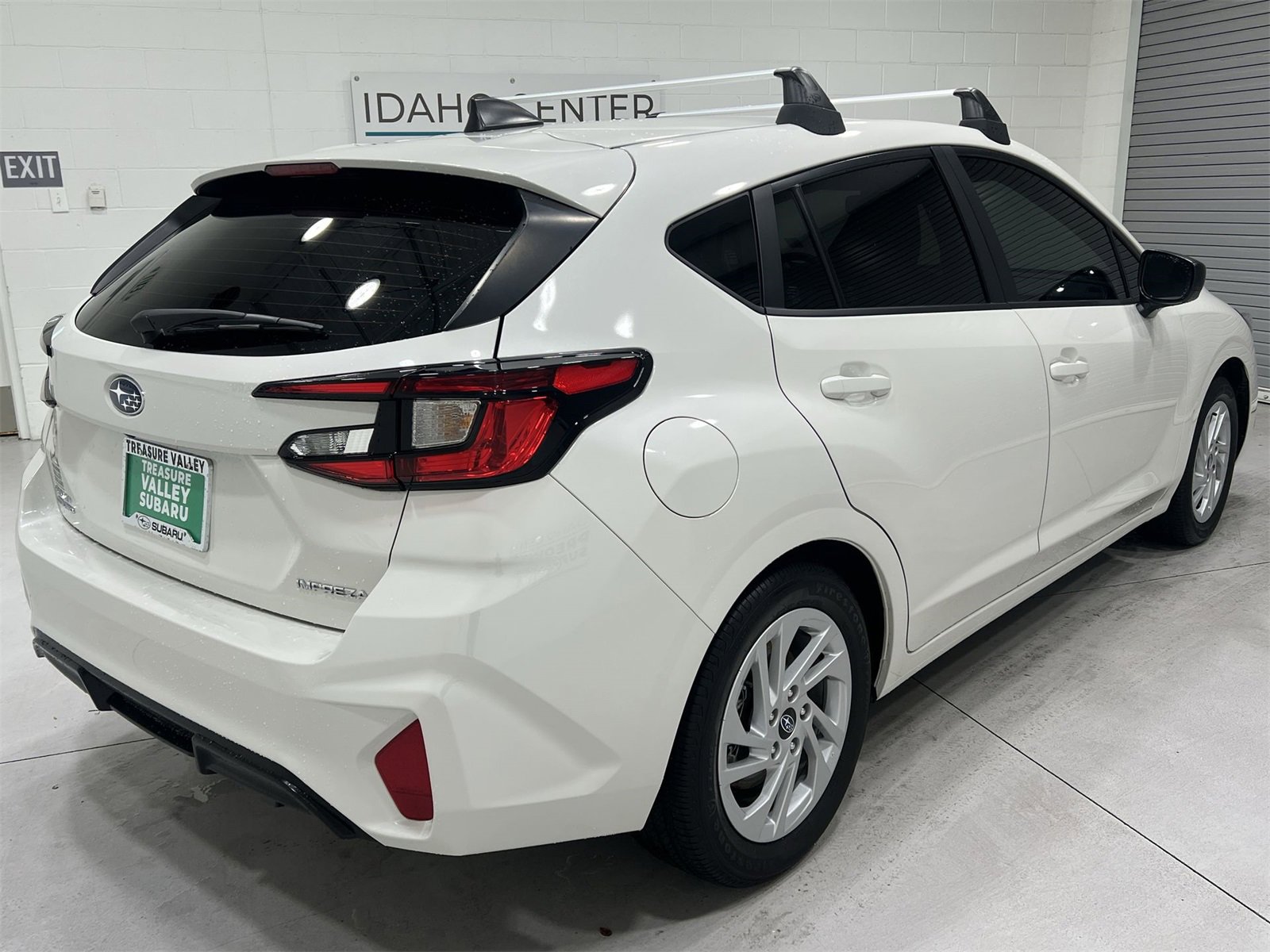 Certified 2024 Subaru Impreza 2.0i image 8