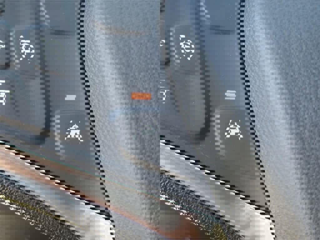 Used 2024 Chevrolet Malibu LT image 23