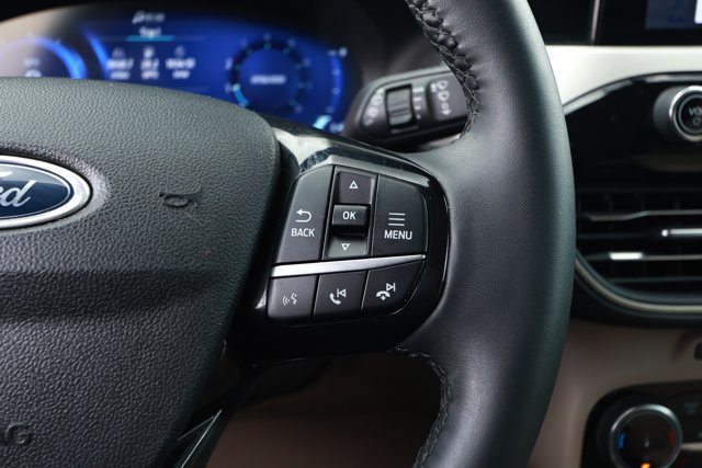 Used 2022 Ford Escape SEL w/ Technology Package FWD image 14
