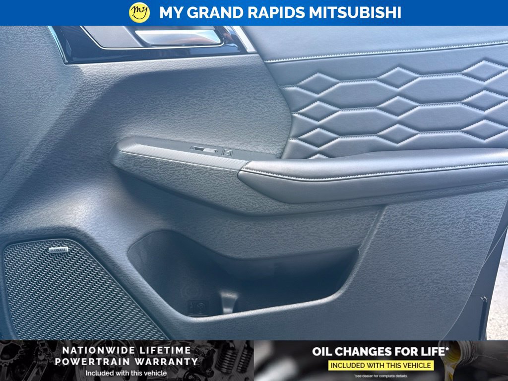 New 2026 Mitsubishi Outlander SEL AWD/4WD image 22