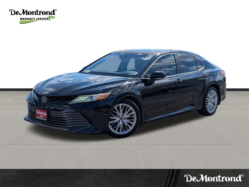 Used 2018 Toyota Camry XLE