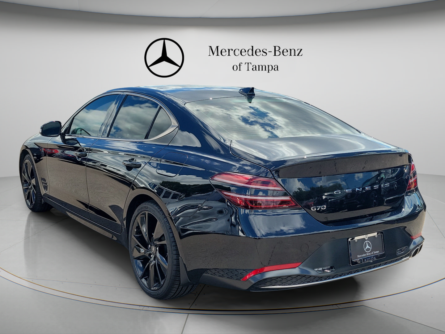 Used 2023 Genesis G70 2.0T w/ Sport Prestige Package RWD image 2