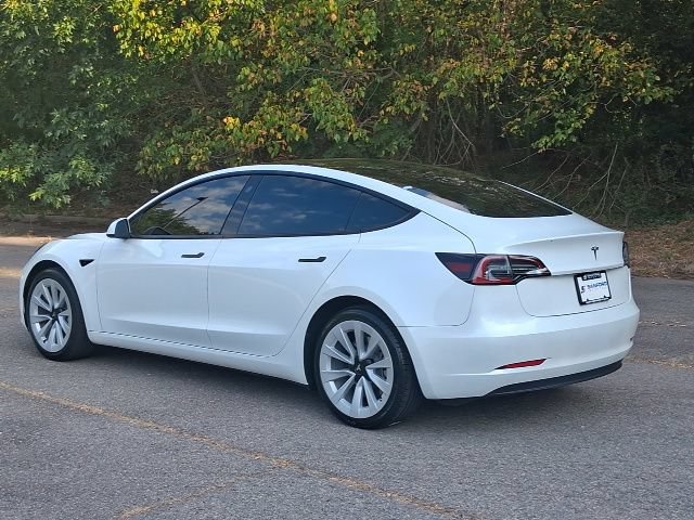 Used 2023 Tesla Model 3 Standard Range RWD image 3