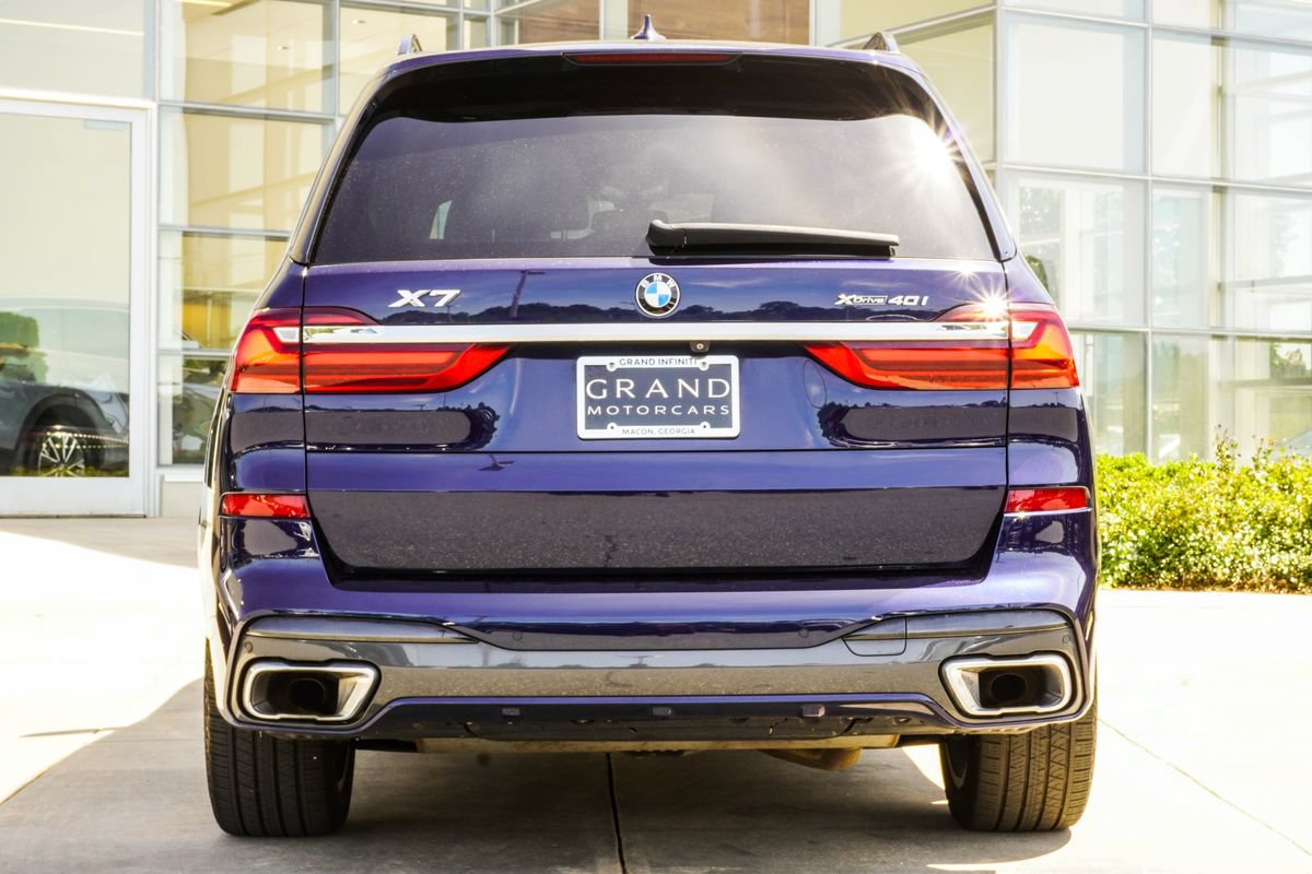 Used 2020 BMW X7 xDrive40i w/ M Sport Package AWD/4WD image 11