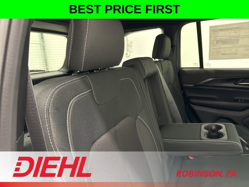 New 2026 Jeep Grand Cherokee Laredo X image 13