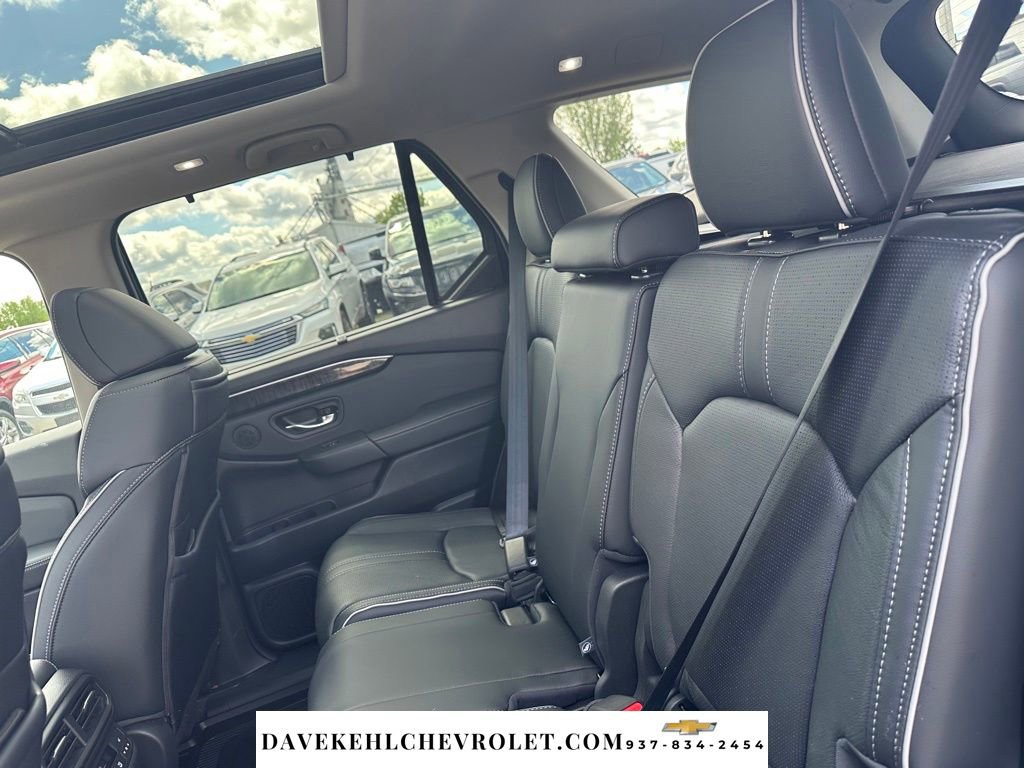 Used 2025 Honda Pilot Elite image 23