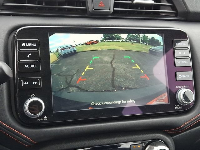 Used 2024 Nissan Versa SR FWD image 18