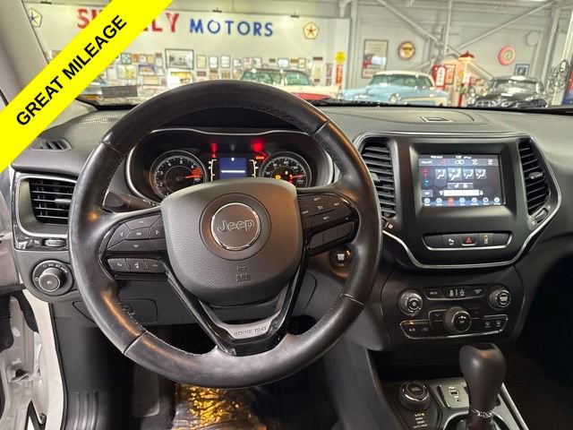 Certified 2021 Jeep Cherokee Latitude Plus AWD/4WD image 16