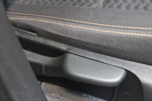 Used 2021 GMC Terrain SLE image 9