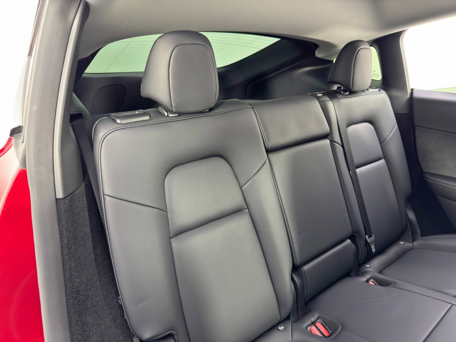 Used 2024 Tesla Model Y Performance image 40