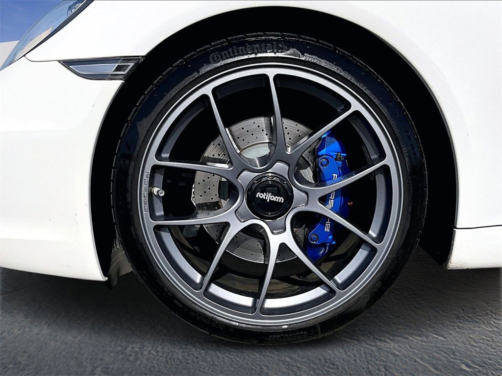 Used 2012 Porsche 911 Carrera S image 11