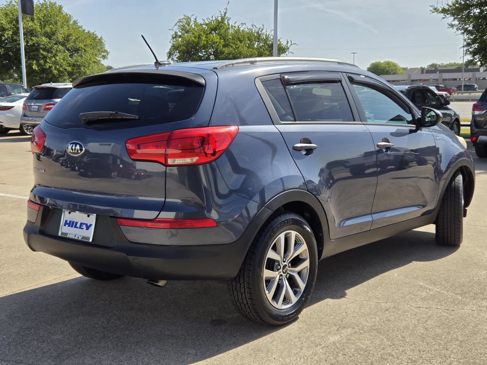 Used 2016 Kia Sportage LX w/ Option Group 017 AWD/4WD image 6