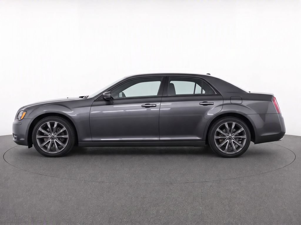 Used 2014 Chrysler 300 S AWD/4WD image 8