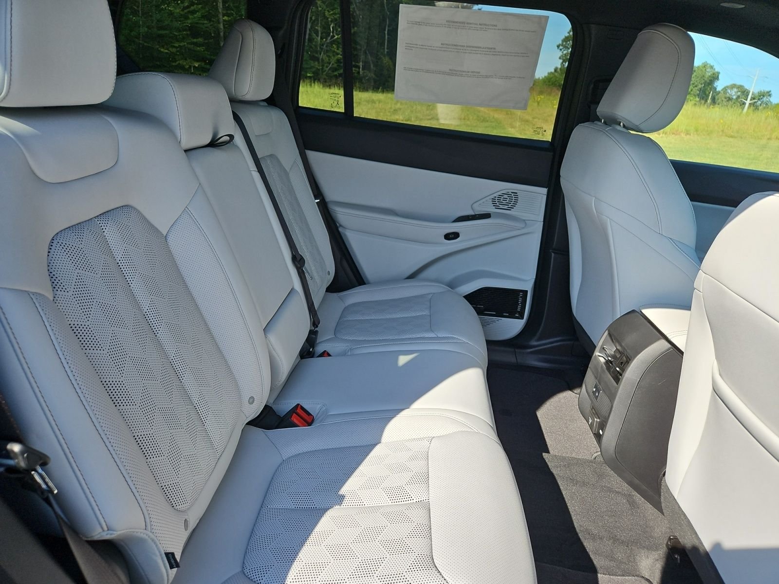 New 2026 Jeep Cherokee Overland AWD/4WD image 17