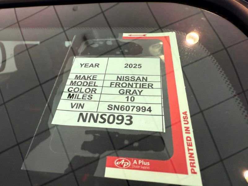 New 2025 Nissan Frontier PRO-4X image 33